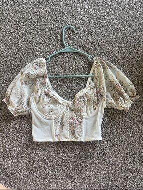 Floral Puff Sleeve Crop Top - Cream